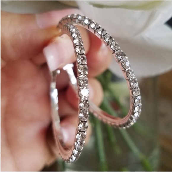 Swarovski Elements 925 Sterling Silver Medium Hoops Earrings NEW - Picture 1 of 9
